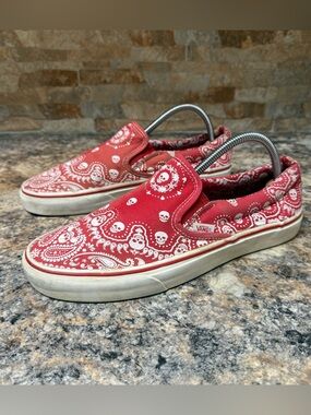 Vans Classic Slip-On Skull Bandana Red Size 10